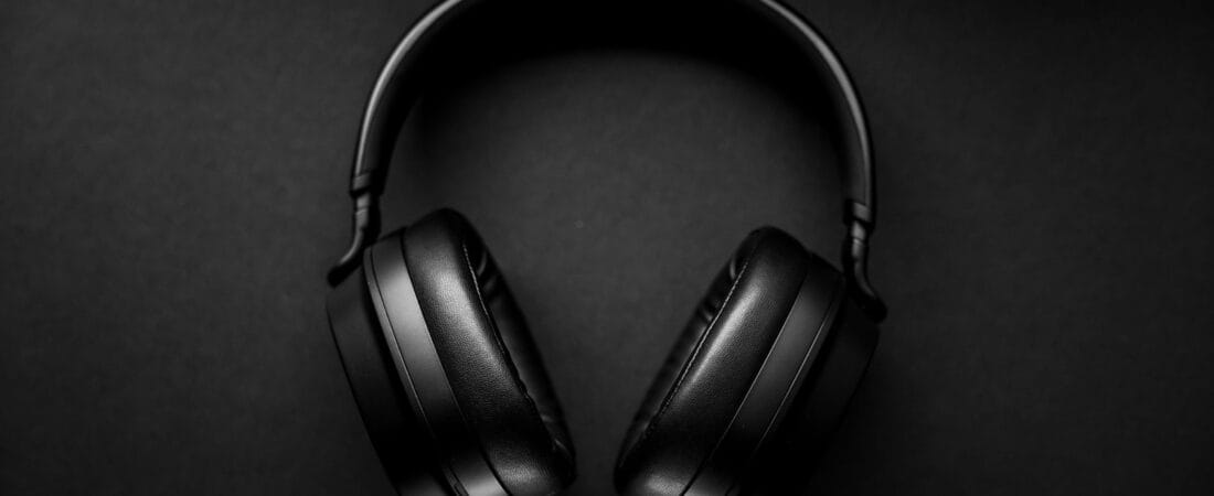 Headset Gamer: Como Escolher em 2026 (Som, Microfone e Conforto)